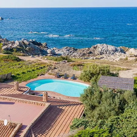 Mariu E Amelie Villa Greuli